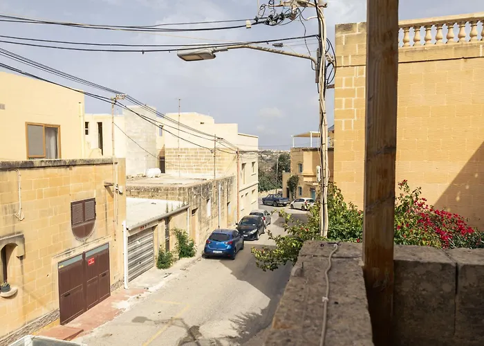 Tranquil 2-bedroom Escape Apartment *