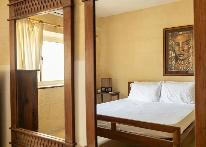 Tranquil 2-bedroom Escape Apartment *